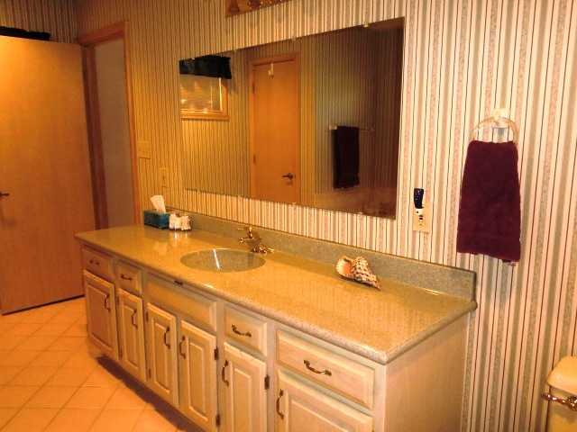 233 Charing Cross Road Indianapolis, IN 46217 - Photo 16 of 24 Gallery Image 16