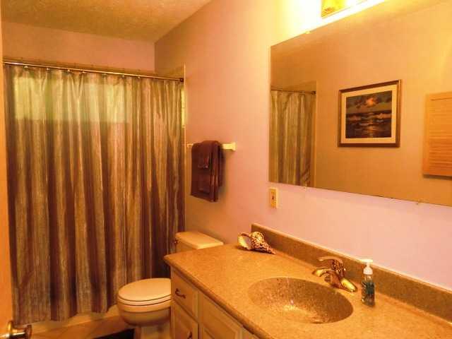 233 Charing Cross Road Indianapolis, IN 46217 - Photo 17 of 24 Gallery Image 17