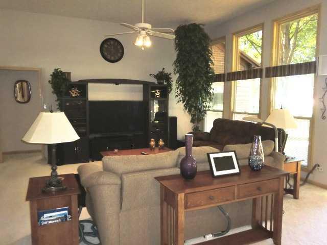 233 Charing Cross Road Indianapolis, IN 46217 - Photo 4 of 24 Gallery Image 4