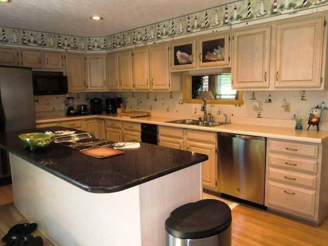233 Charing Cross Road Indianapolis, IN 46217 - Photo 10 of 24 Gallery Image 10