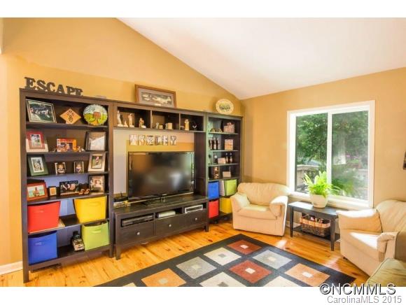 8 Laurel Ridge Road Pisgah Forest, NC 28768 - Photo 6 of 19 Gallery Image 6