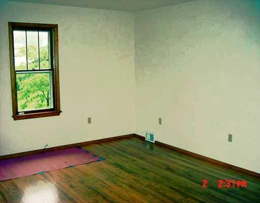 317 Ewing Road Carnegie, PA 15106 - Photo 3 of 8 Living Room.