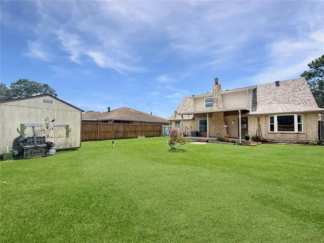 $309,900 | 2733 West Friendship Drive, Harvey, LA 70058