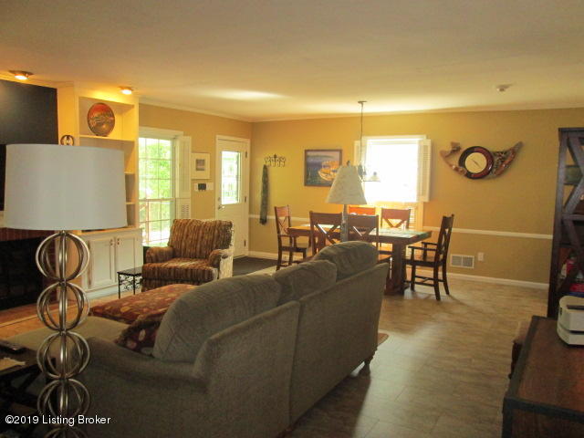 4611 Fox Run Road Louisville, KY 40207 - Photo 34 of 61 IMG_3758