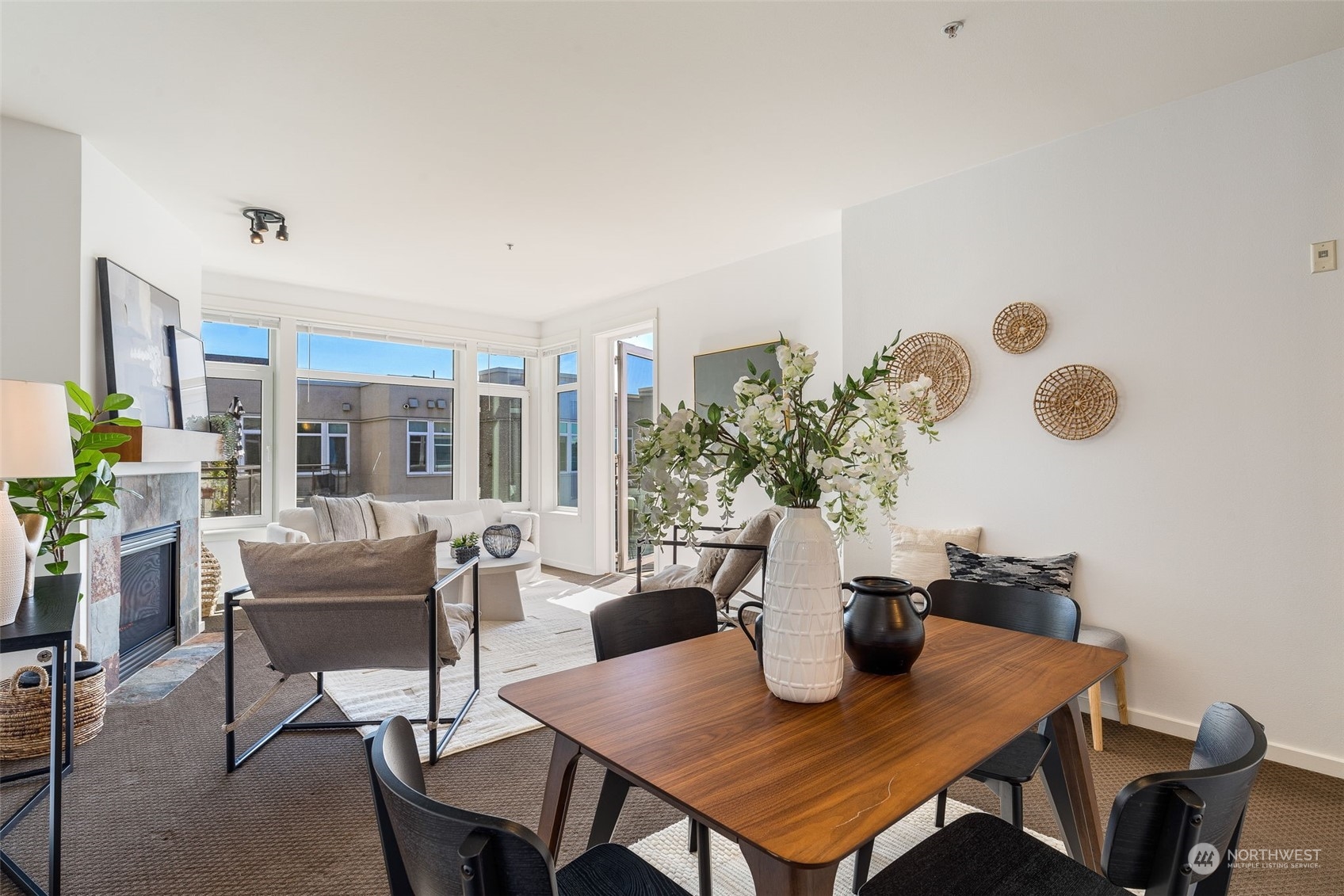1900 Alaskan Way, Unit 511 Seattle, WA 98101 - Photo 11 of 37 Gallery Image 11