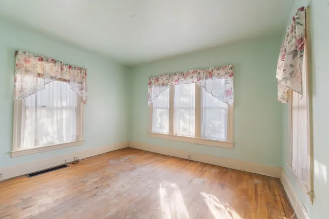 $119,900 | 1217 1st Street, Jackson, MI 49203