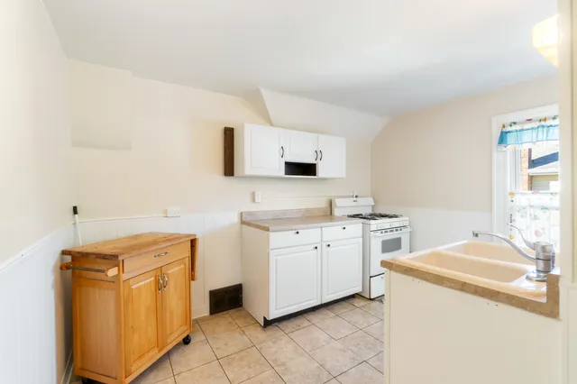 $119,900 | 1217 1st Street, Jackson, MI 49203