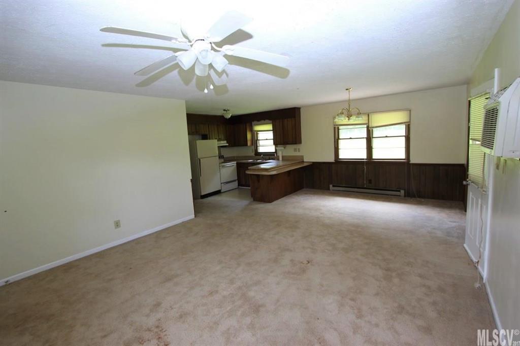 990 Hopewell Road Morganton, NC 28655 - Photo 4 of 10 Gallery Image 4