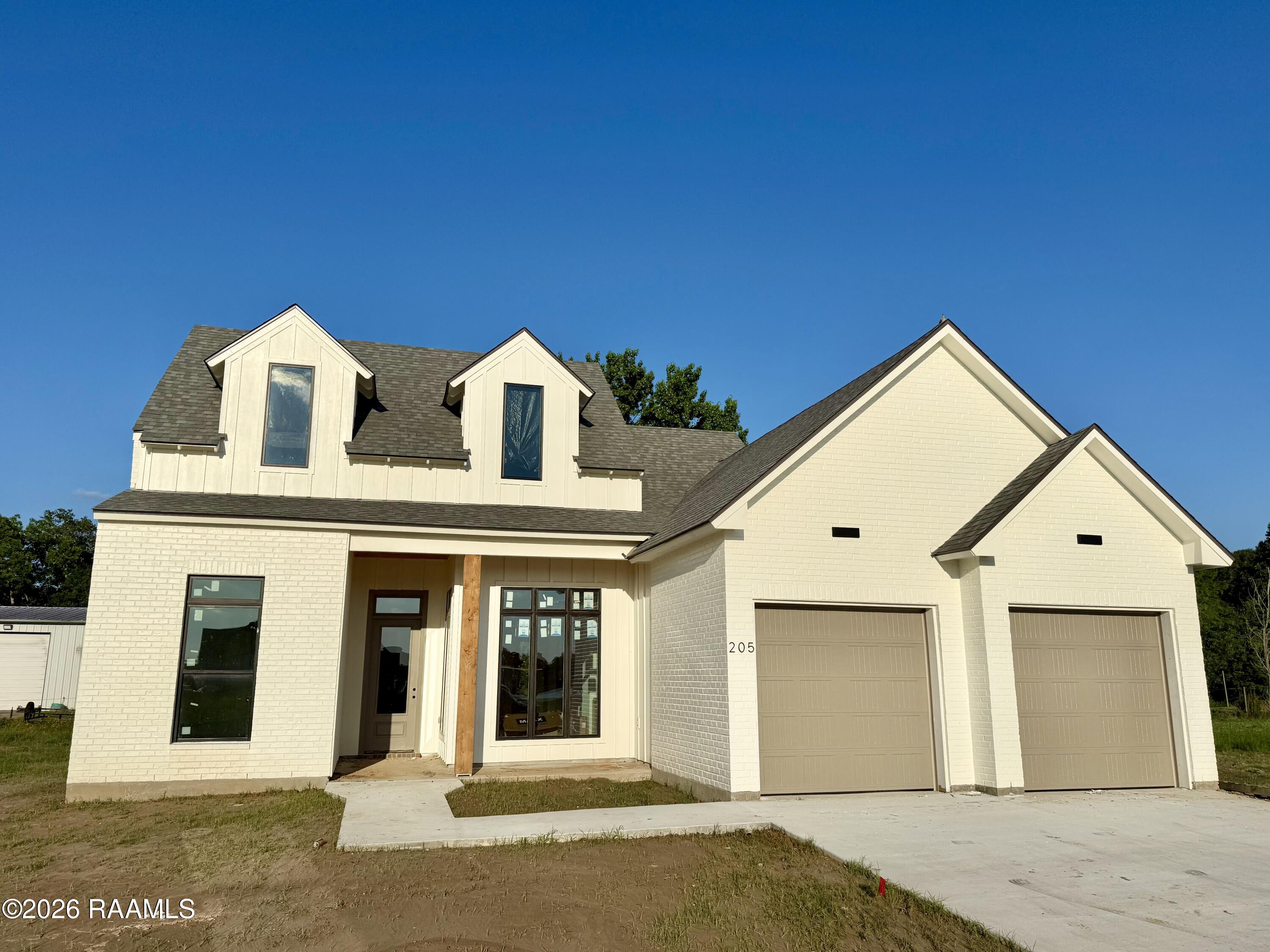 205 Cliffside Dr