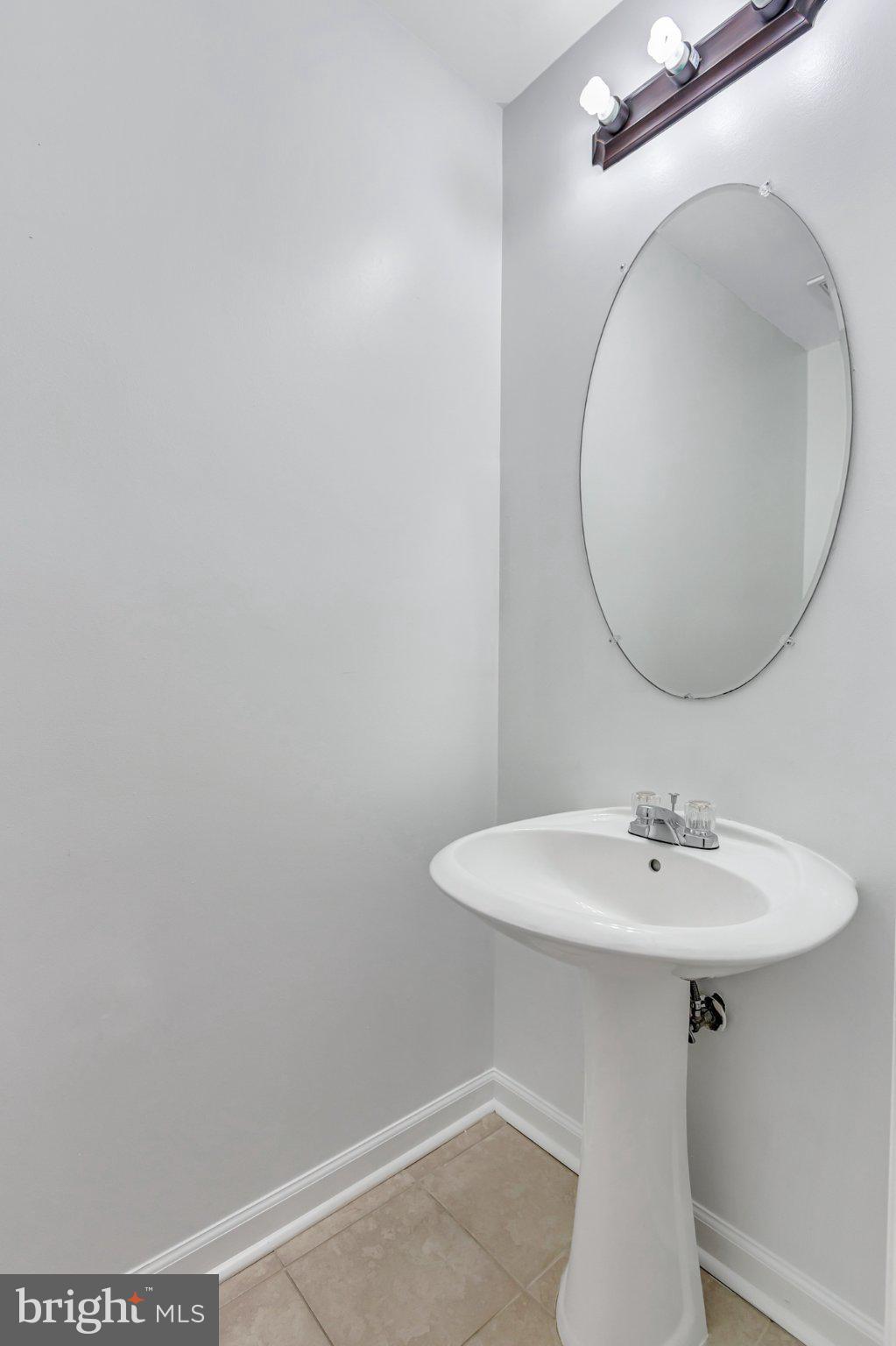 812 Vauxhall Road Landover, MD 20785 - Photo 7 of 36 Gallery Image 7