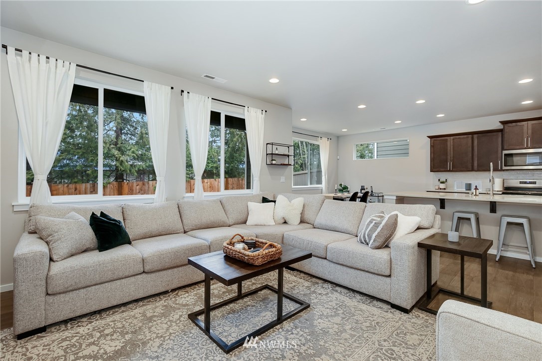13845 Southeast 183rd Street Renton, WA 98058 - Photo 11 of 32 Gallery Image 11