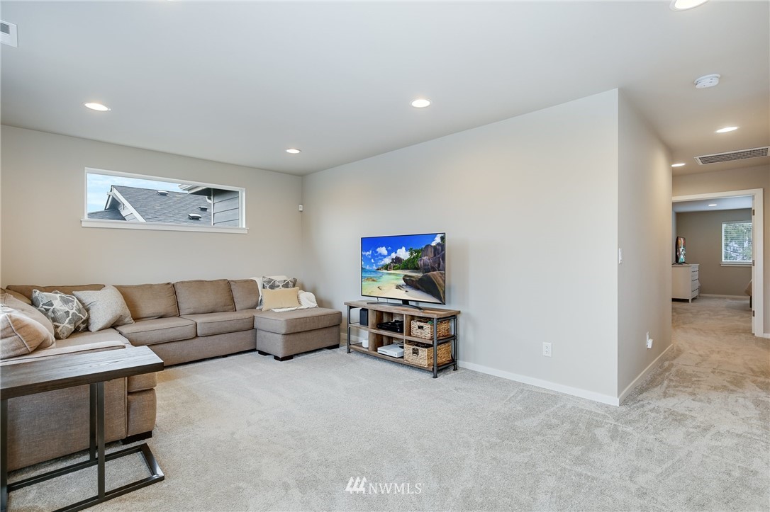 13845 Southeast 183rd Street Renton, WA 98058 - Photo 14 of 32 Gallery Image 14