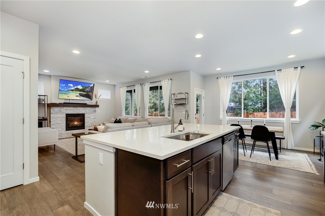 13845 Southeast 183rd Street Renton, WA 98058 - Photo 7 of 32 Gallery Image 7