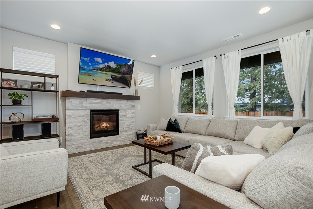 13845 Southeast 183rd Street Renton, WA 98058 - Photo 10 of 32 Gallery Image 10
