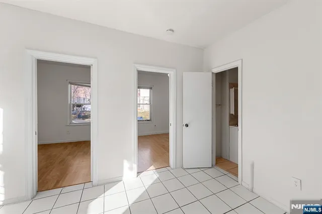 $1,900 | 84 Washington Place, Unit 1, Passaic, NJ 07055