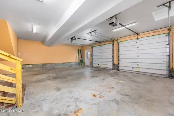 $785,000 | 139 Nautical Lane, Currituck, NC 27929