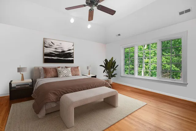 $1,595,000 | 1005 Hiawatha Lane, Riverwoods, IL 60015