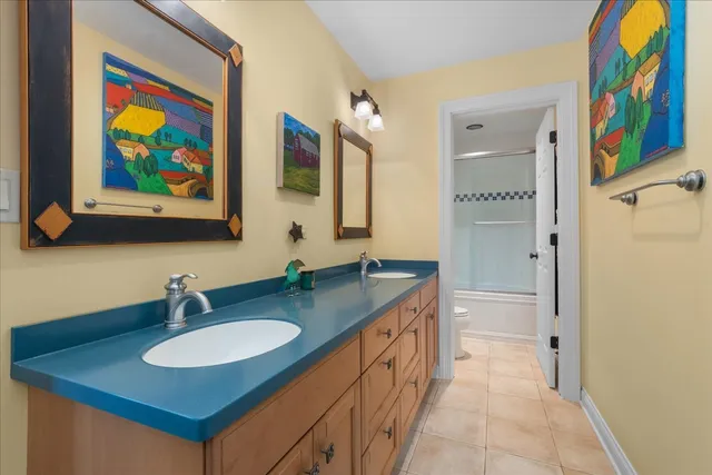 $1,595,000 | 1005 Hiawatha Lane, Riverwoods, IL 60015