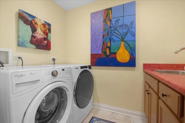 $1,595,000 | 1005 Hiawatha Lane, Riverwoods, IL 60015