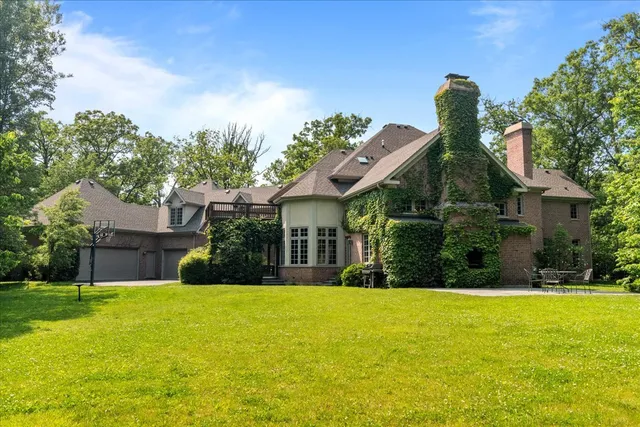 $1,595,000 | 1005 Hiawatha Lane, Riverwoods, IL 60015