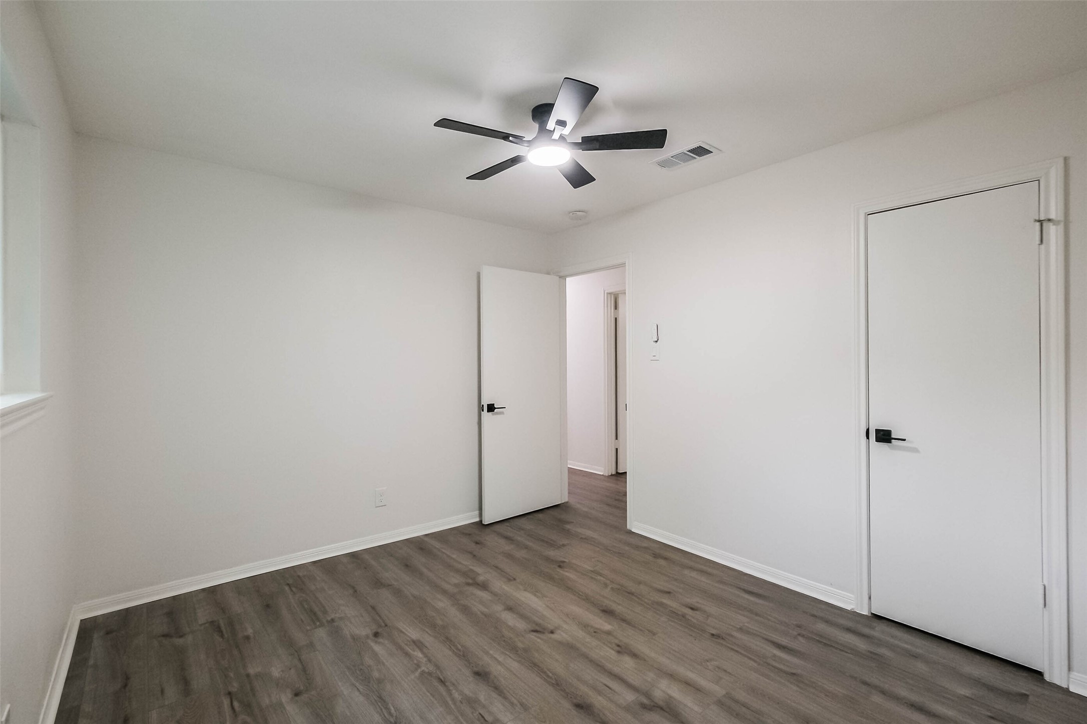 4023 Laverock Road Spring, TX 77388 - Photo 29 of 38 Bedroom 3 upstairs.