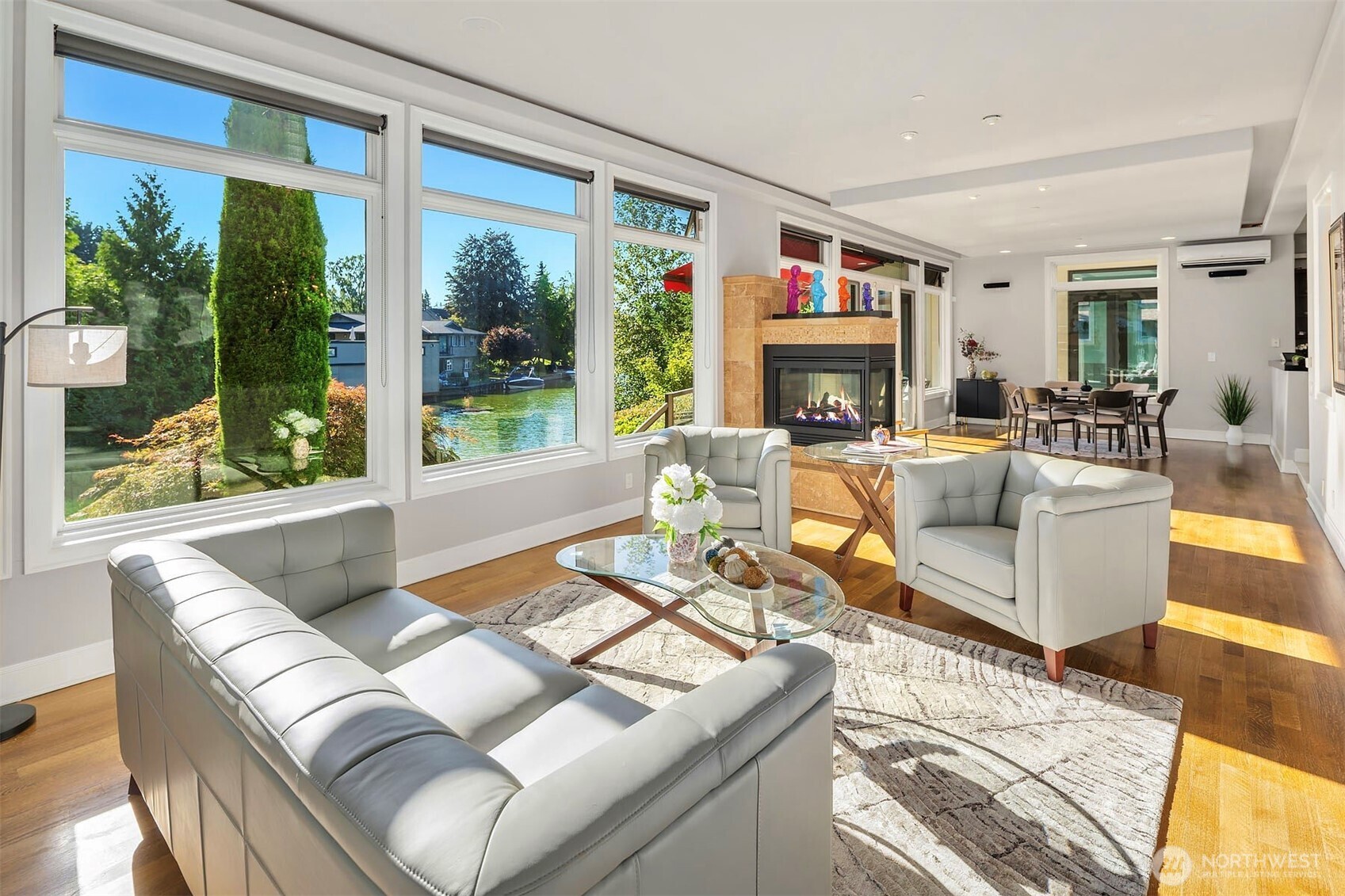 2 Crescent Key Bellevue, WA 98006 - Photo 14 of 38 a living room with fireplace furniture and a large window