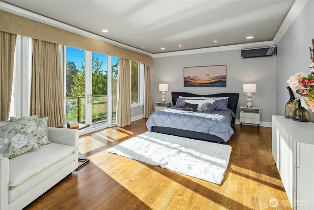 $7,700,000 | 2 Crescent Key, Bellevue, WA 98006