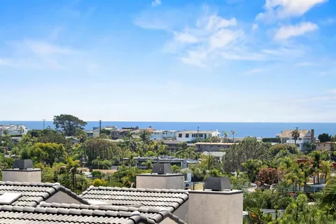 $1,629,000 | 957 Hygeia Avenue, Encinitas, CA 92024