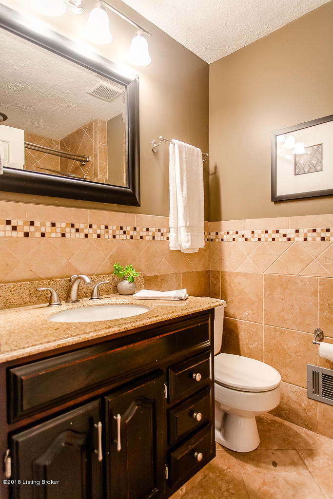 7706 Tempsclair Road Louisville, KY 40220 - Photo 20 of 29 7706 Tempsclair Rd-26