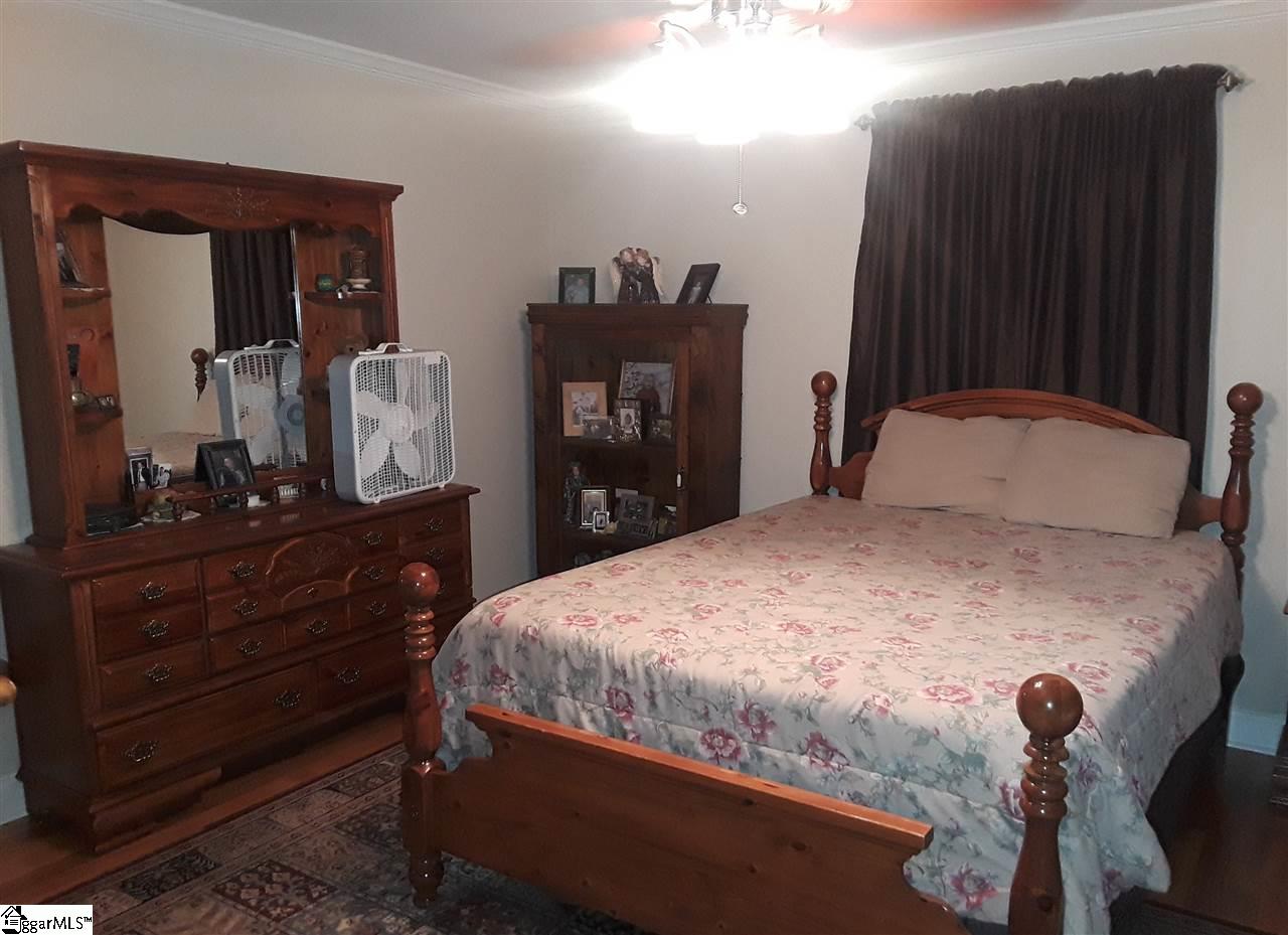 213 Vera Holliday Road Six Mile, SC 29682 - Photo 14 of 18 Gallery Image 14