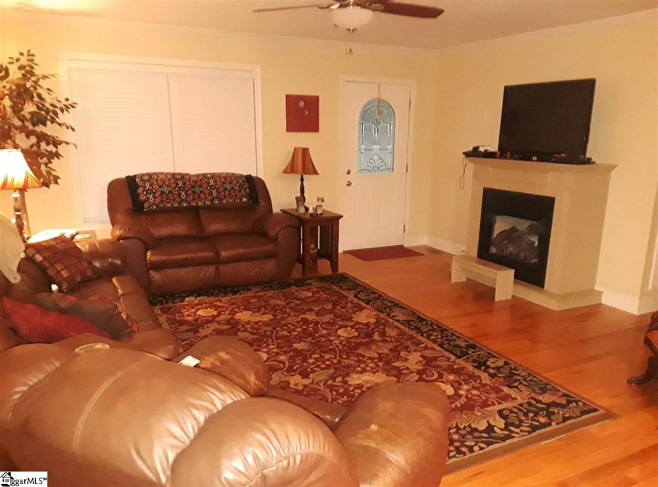 213 Vera Holliday Road Six Mile, SC 29682 - Photo 9 of 18 Gallery Image 9