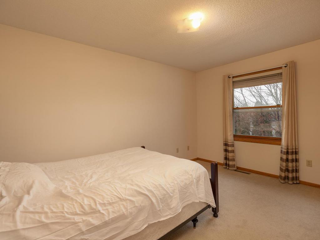2005 50th Street Northwest Rochester, MN 55901 - Photo 24 of 35