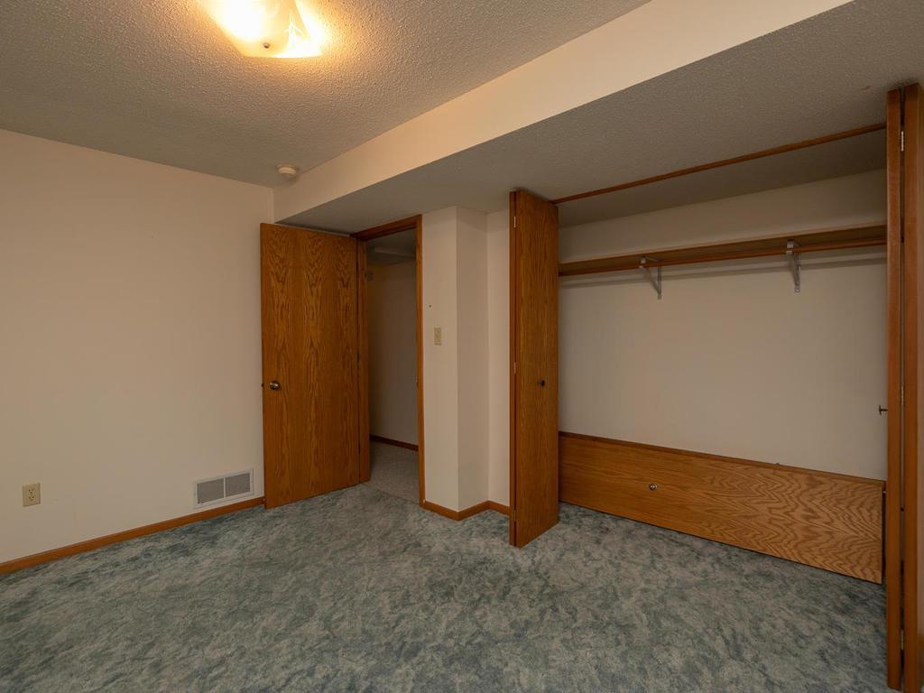 2005 50th Street Northwest Rochester, MN 55901 - Photo 33 of 35