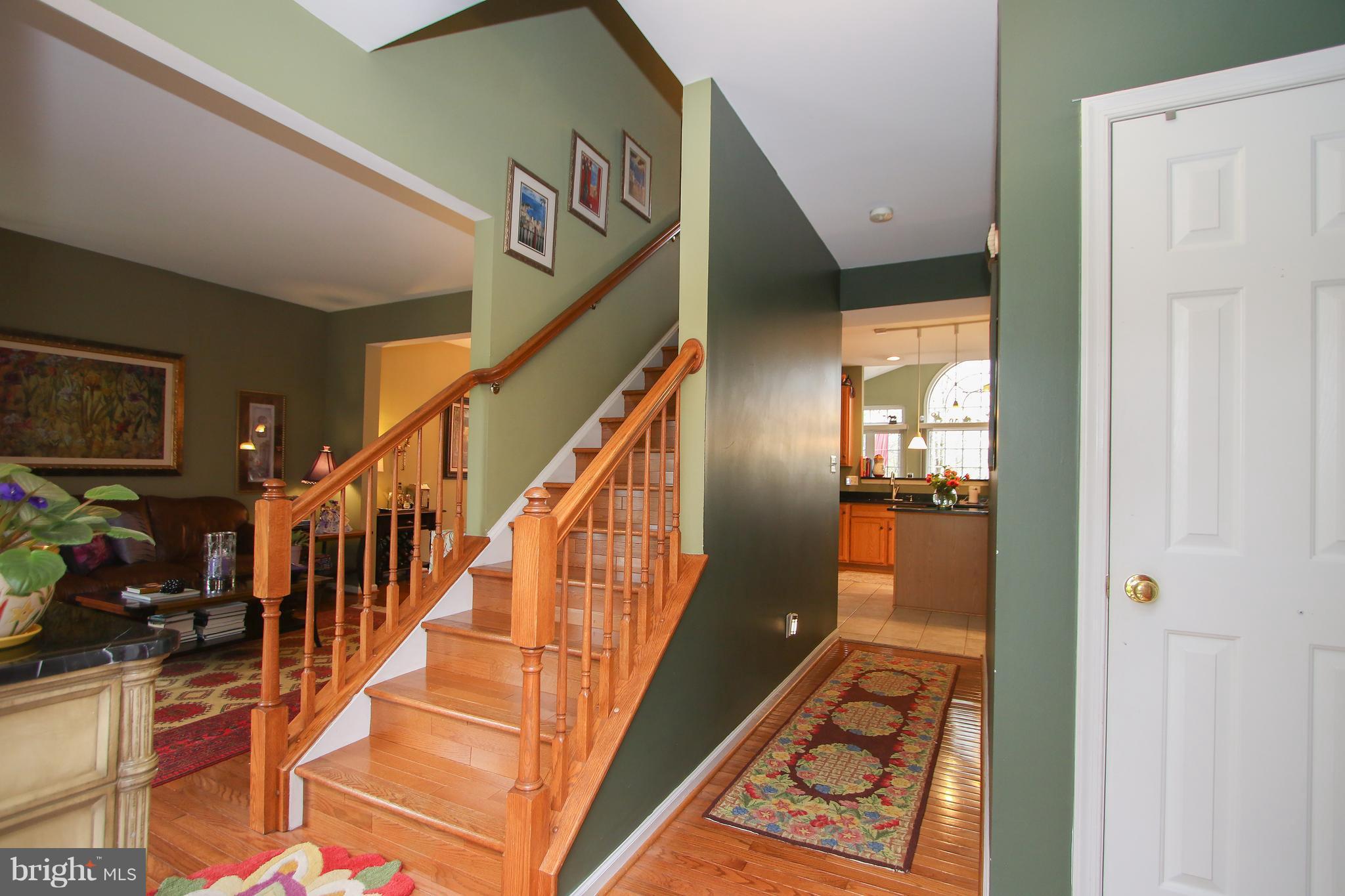 13823 Lullaby Road Germantown, MD 20874 - Photo 2 of 30 Foyer