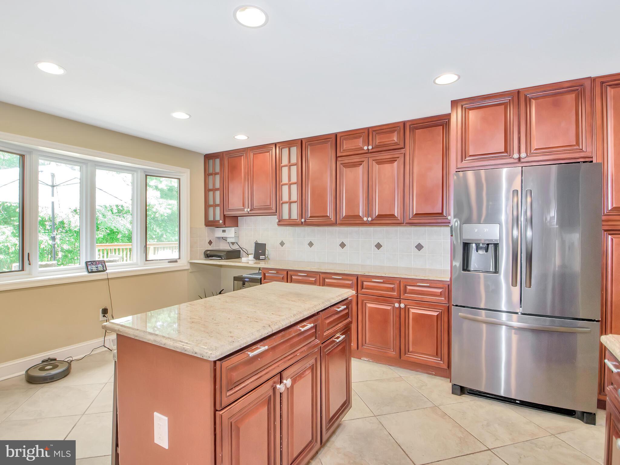 286 Betsy Road Huntingdon Valley, PA 19006 - Photo 13 of 33
