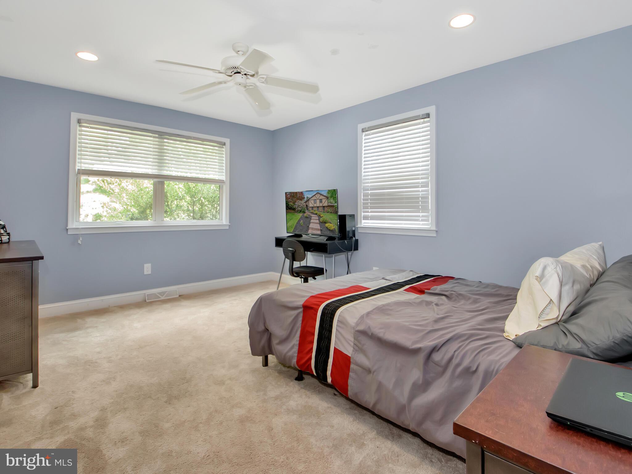 286 Betsy Road Huntingdon Valley, PA 19006 - Photo 17 of 33