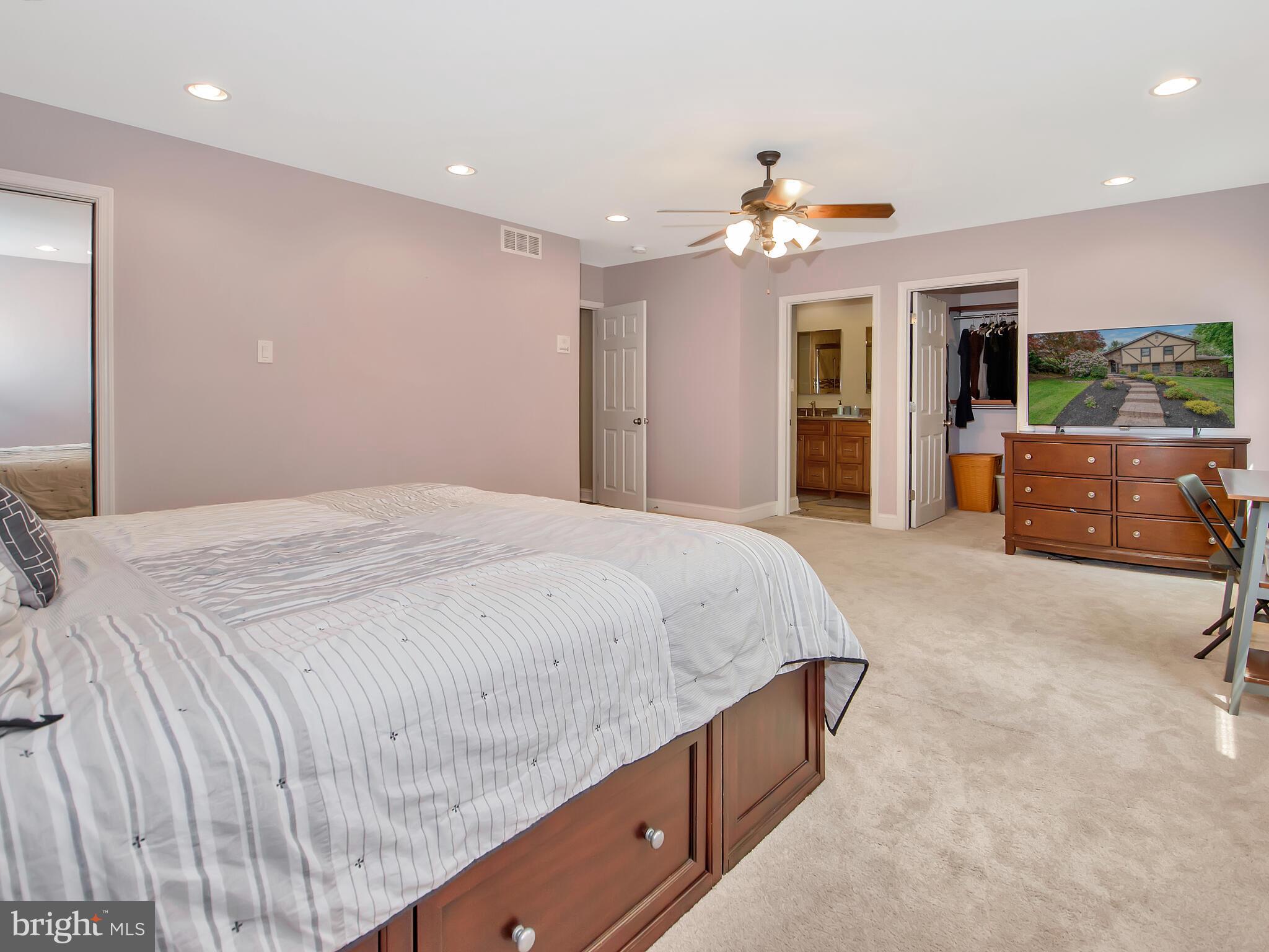 286 Betsy Road Huntingdon Valley, PA 19006 - Photo 20 of 33
