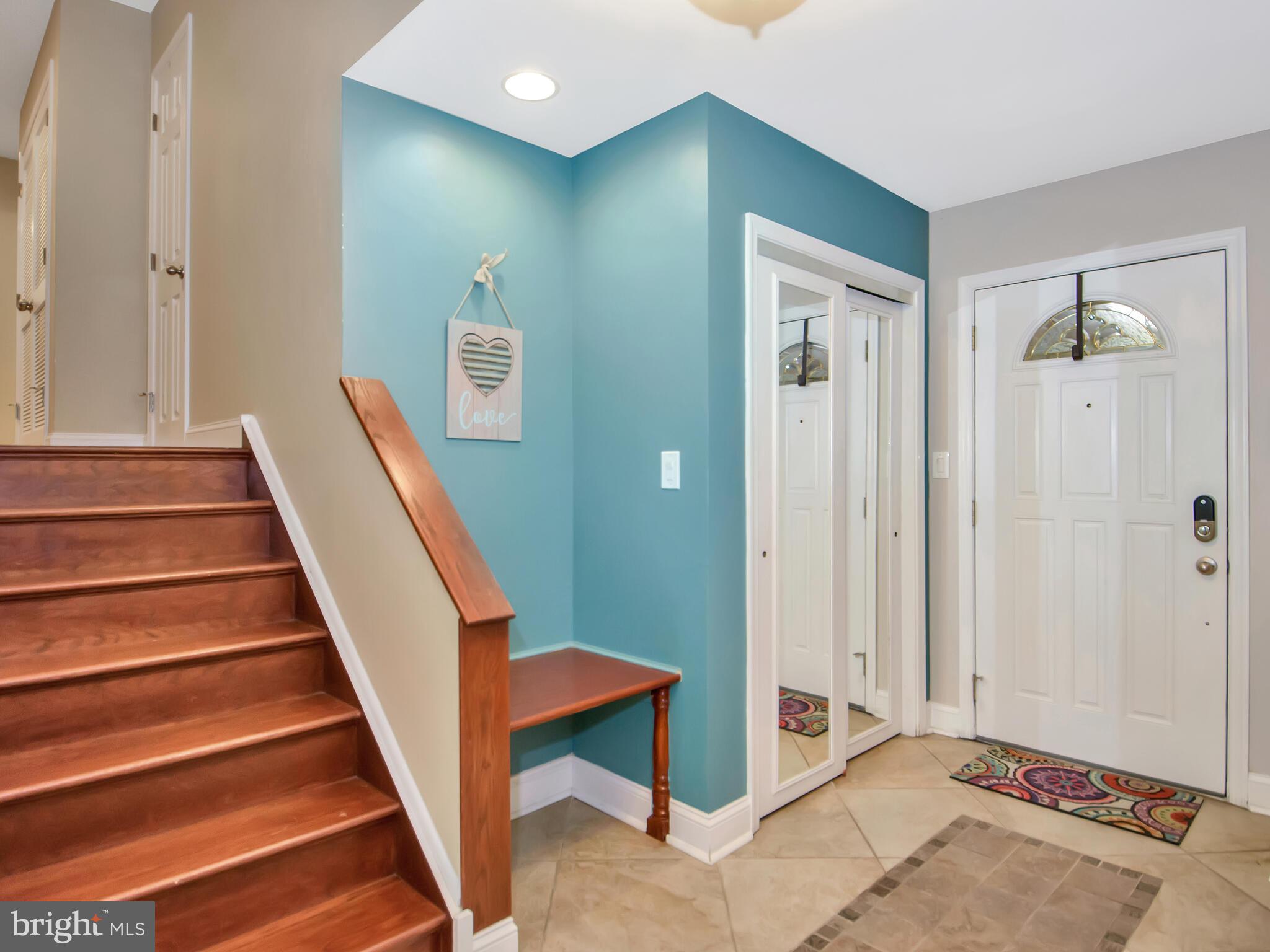 286 Betsy Road Huntingdon Valley, PA 19006 - Photo 5 of 33