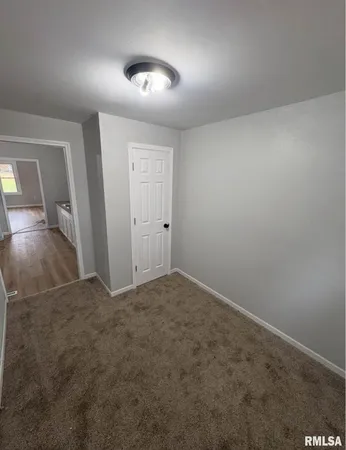$95,000 | 618 South McLeansboro Road, Benton, IL 62812