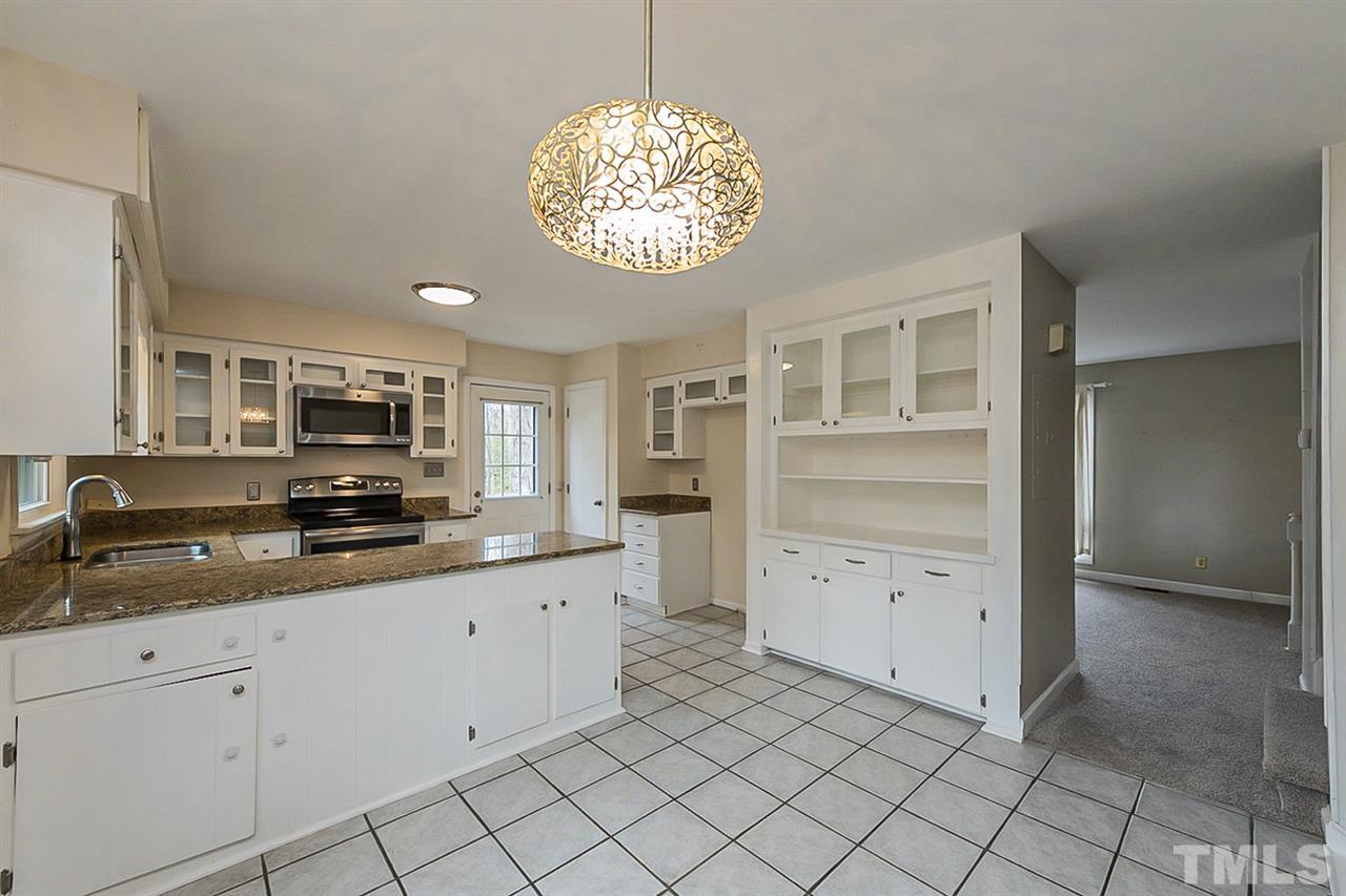 704 Hunting Ridge Road Raleigh, NC 27615 - Photo 8 of 19