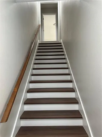 $1,800 | 2231 8th Street, Unit B, Mandeville, LA 70471