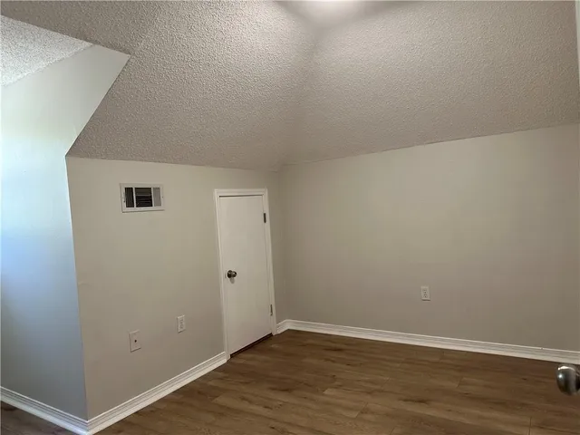 $1,800 | 2231 8th Street, Unit B, Mandeville, LA 70471