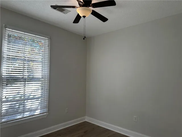 $1,800 | 2231 8th Street, Unit B, Mandeville, LA 70471