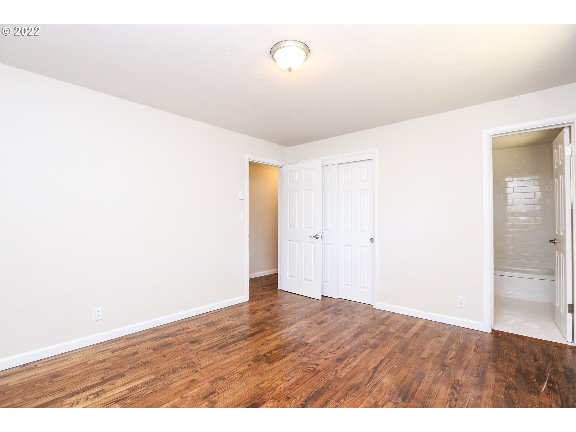 2884 Manor Drive Springfield, OR 97477 - Photo 14 of 17 a view of an empty room