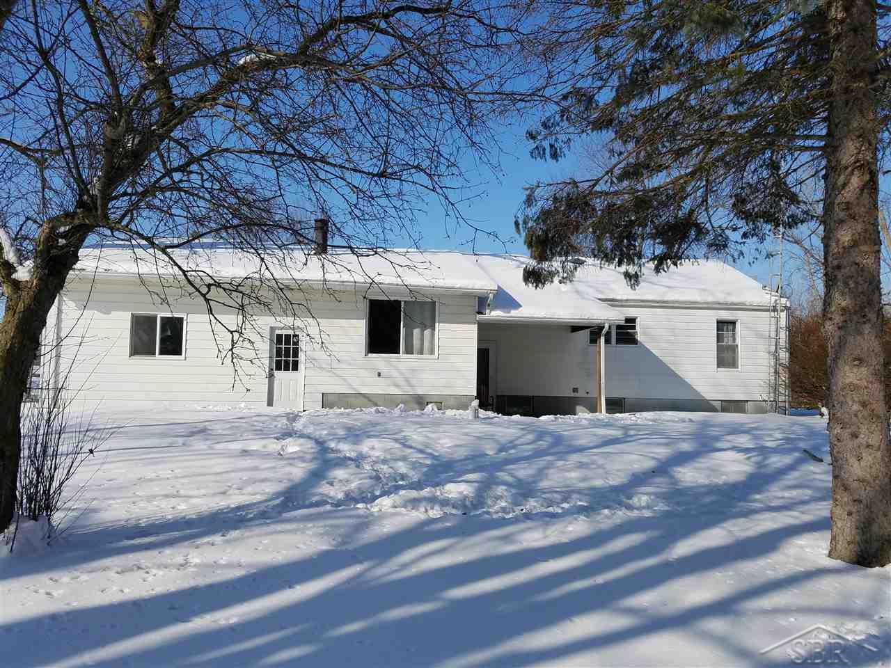 10205 E Road Burt, MI 48417 - Photo 15 of 18 31340172-14.JPG