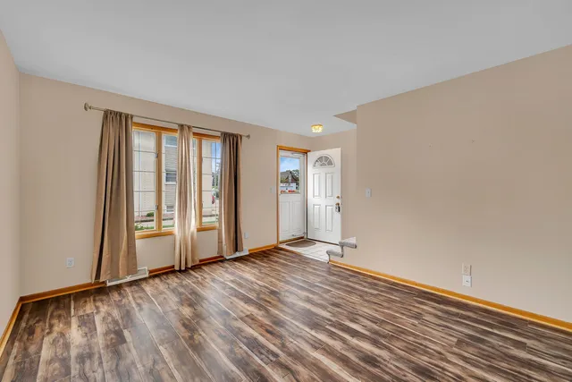 $209,900 | 613 East 3rd Street, Lockport, IL 60441