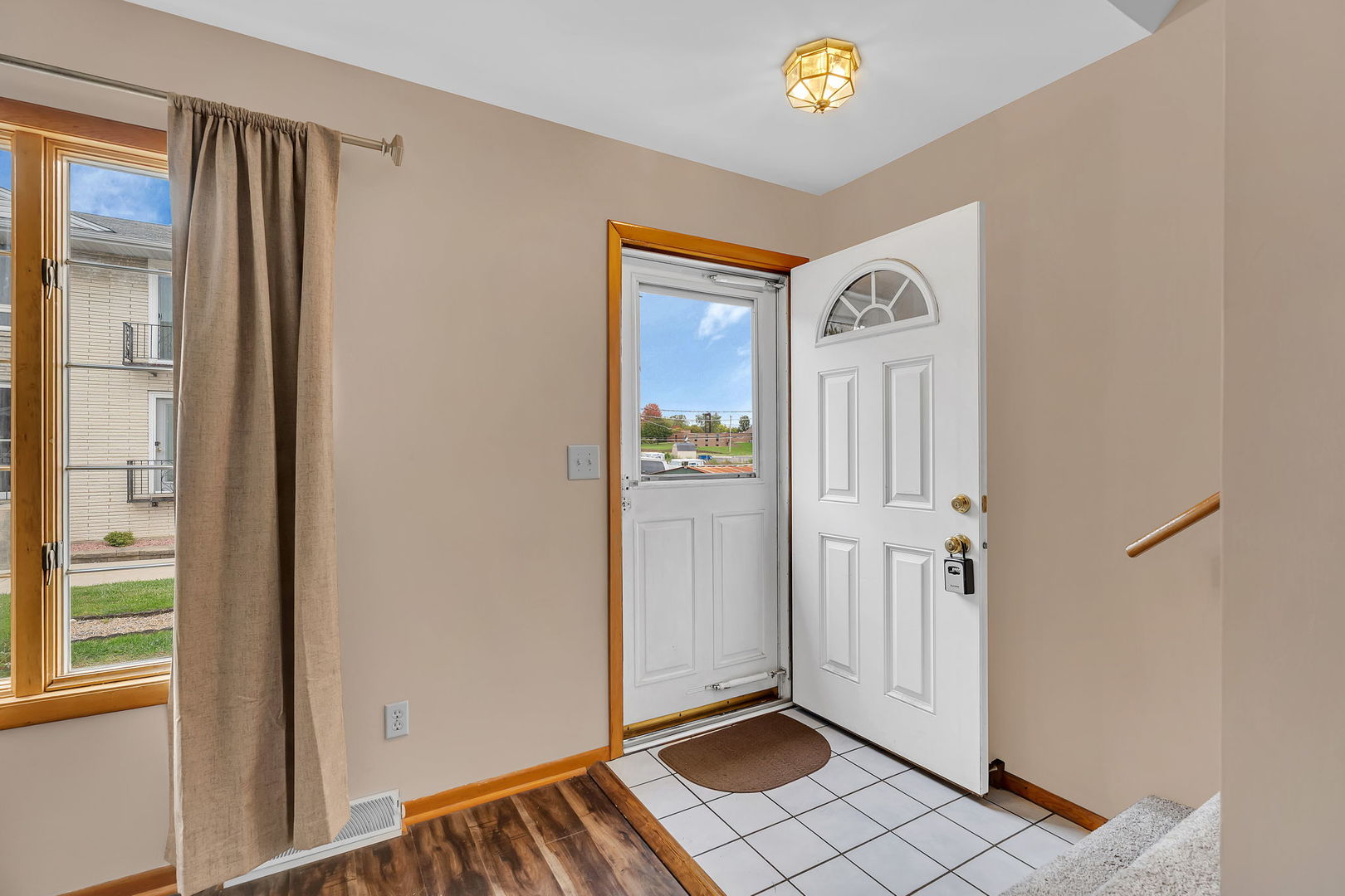 613 East 3rd Street Lockport, IL 60441 - Photo 3 of 27