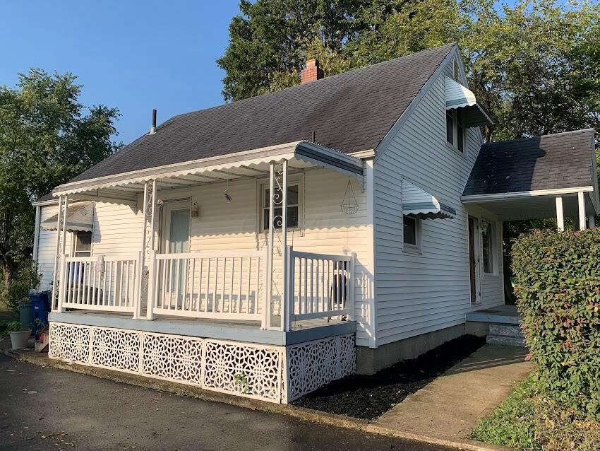 69 Marilla Road Columbus, OH 43207 - Photo 2 of 29 Side Porch