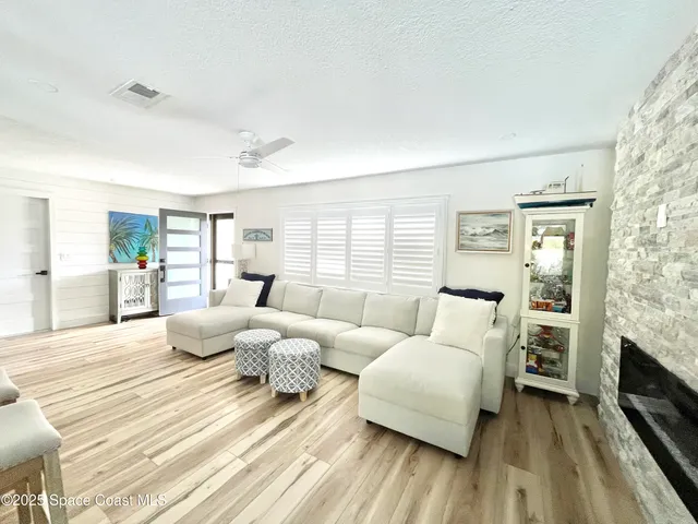 $699,999 | 1190 Yacht Club Boulevard, Indian Harbour Beach, FL 32937