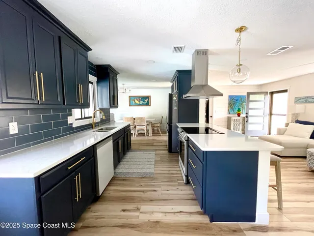 $699,999 | 1190 Yacht Club Boulevard, Indian Harbour Beach, FL 32937